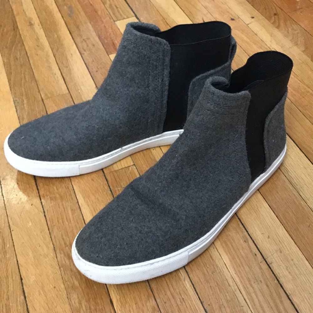 Kenneth Cole high tops